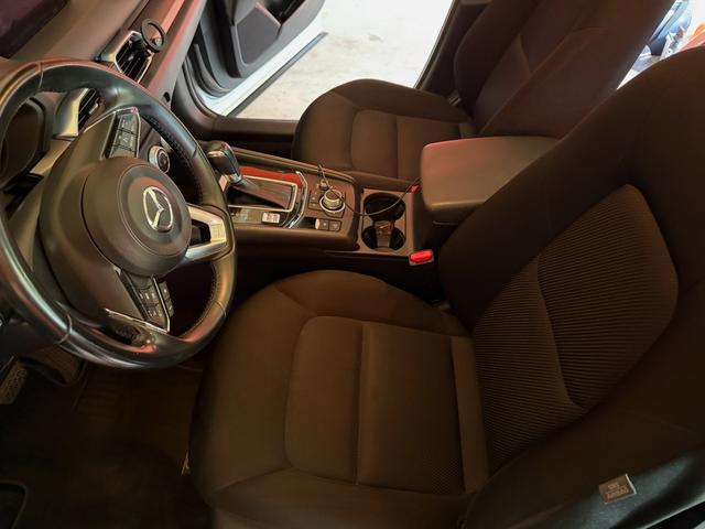 CX-3 driver seat and floor after a careful vacuum
